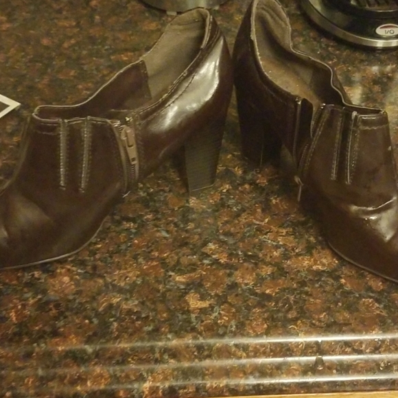 Boots - Picture 2 of 4